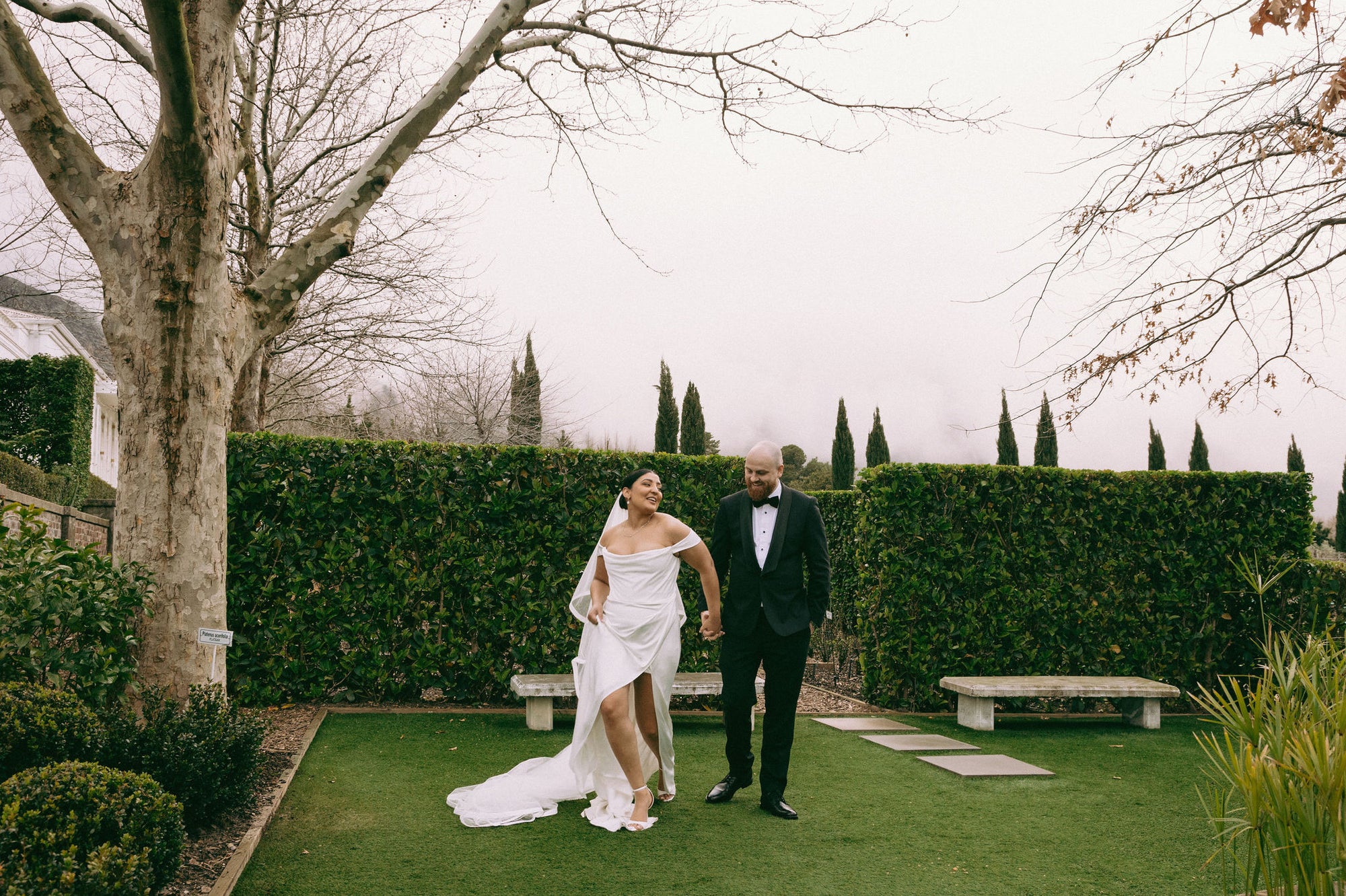 VIVIANA. UK18 - Preloved Wedding Dress