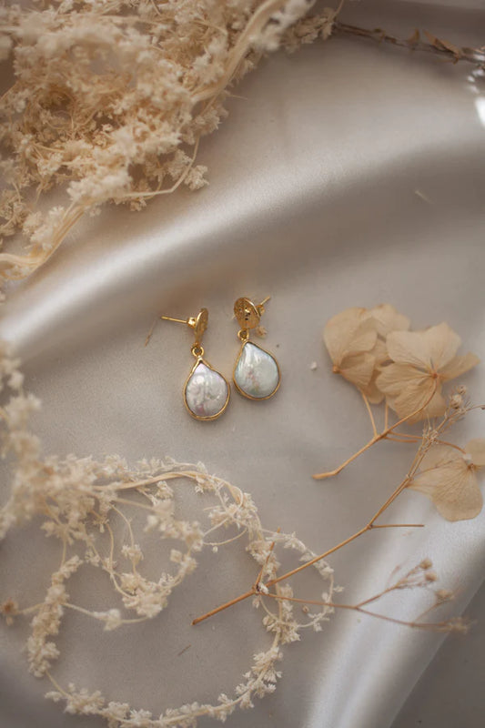 Reverie Pearl Drop Earrings - Wedding Boutique 