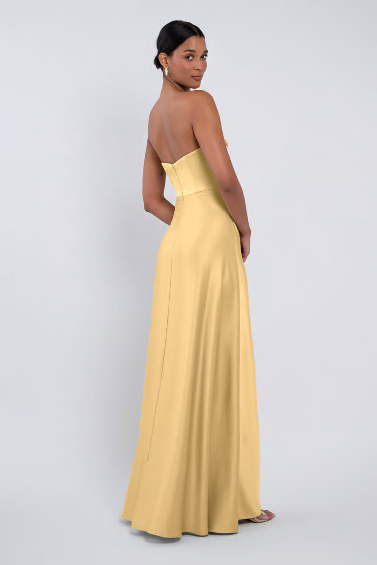 Cecile in Daffodil