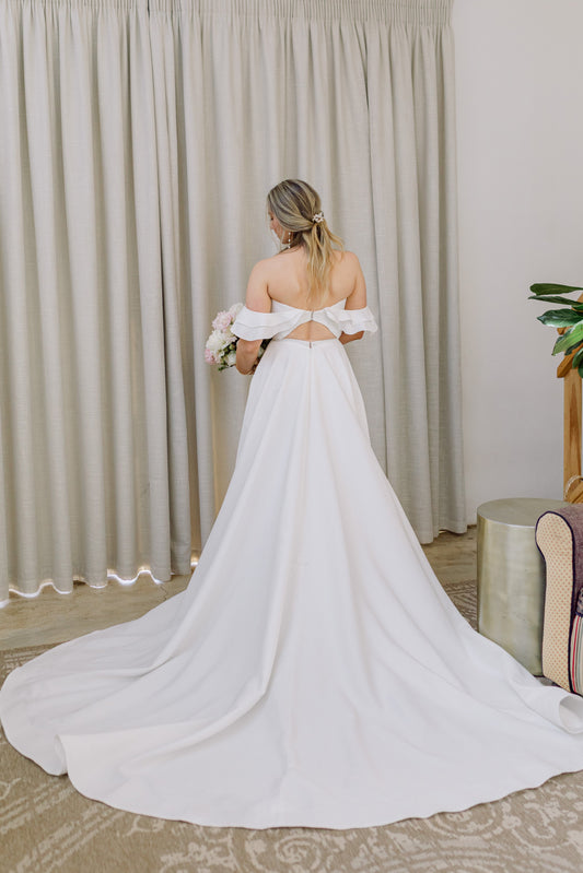 MIMOSA. UK12- Preloved Wedding Dress