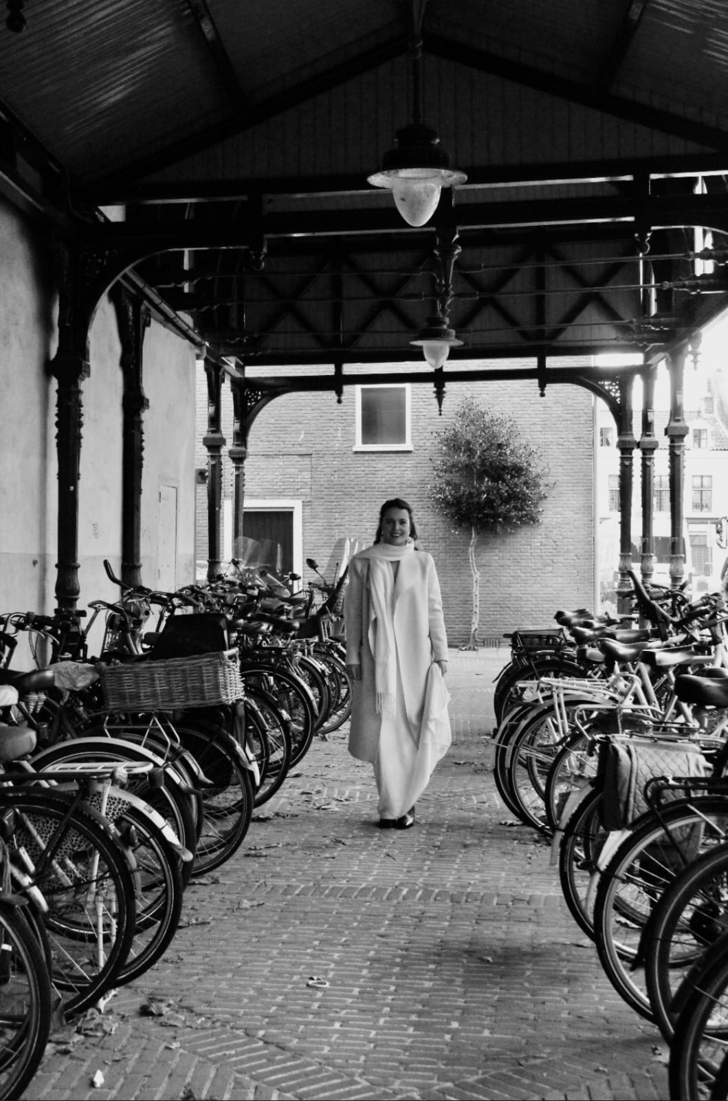BRONWYN. UK8- Preloved Wedding Dress