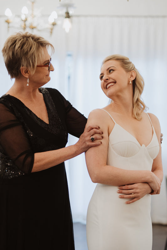 FREESIA. UK12- Preloved Wedding Dress