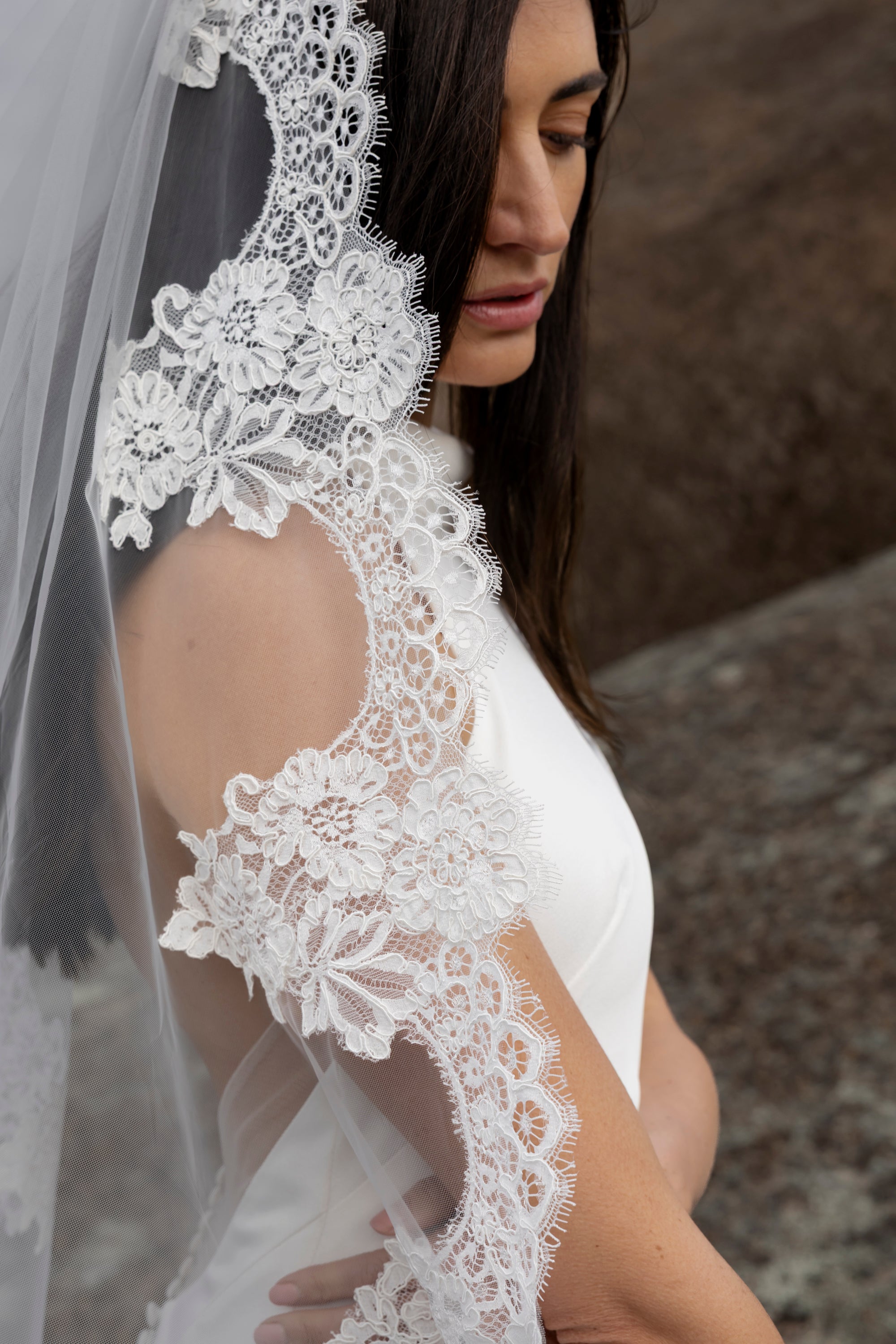 Scarlett Veil