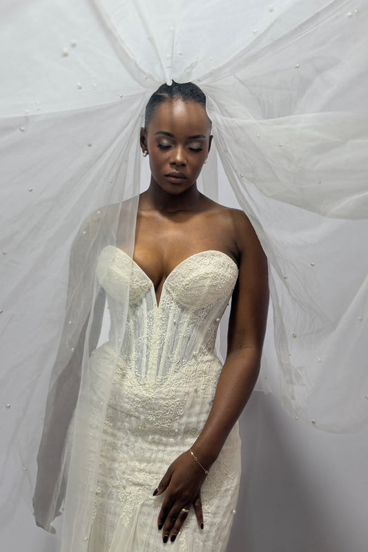 NERIUM. UK10 - Preloved Wedding Dress
