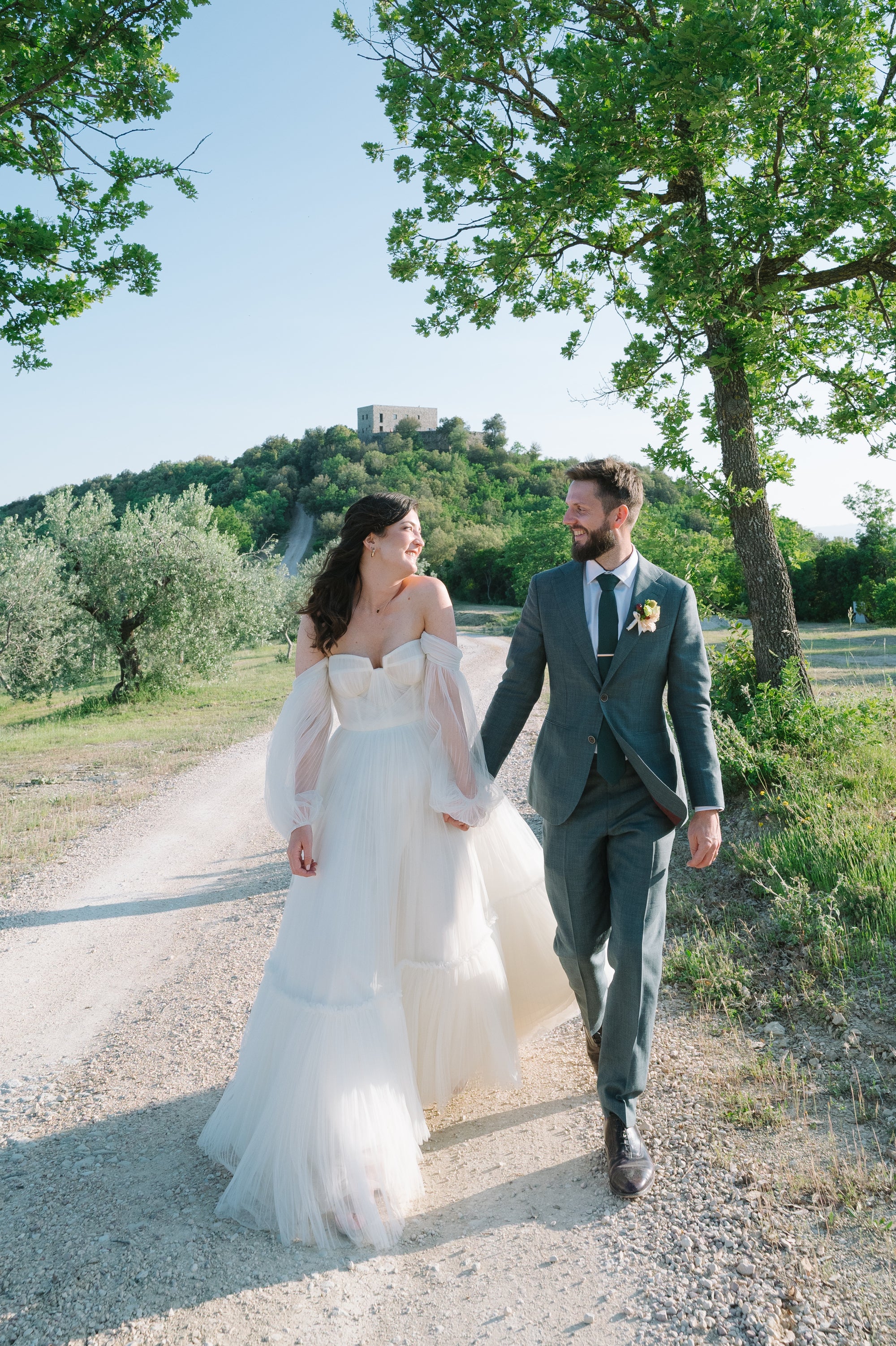 ARMERIA. UK10 - Preloved Wedding Dress