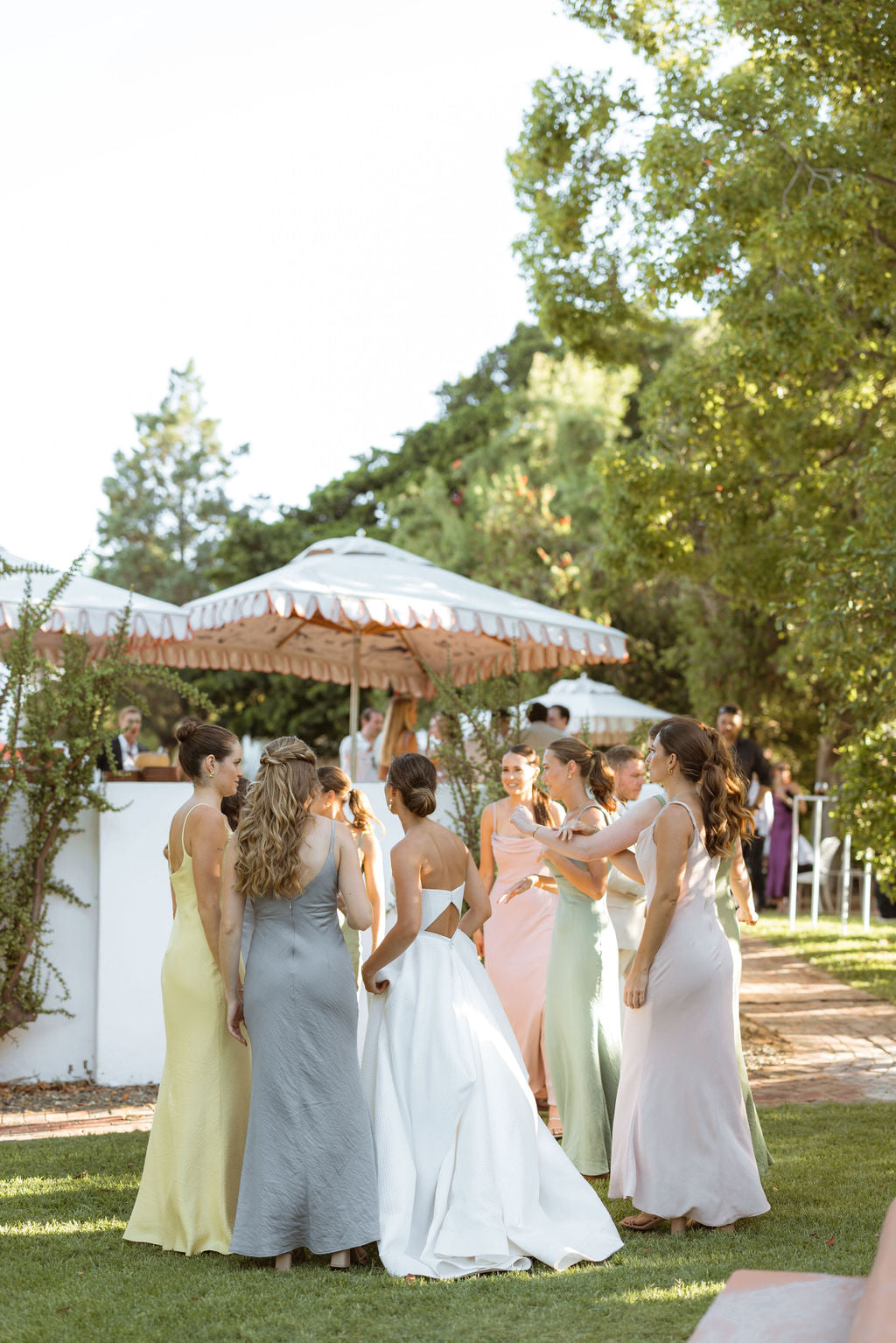 MIMOSA UK8. Preloved Wedding Dress