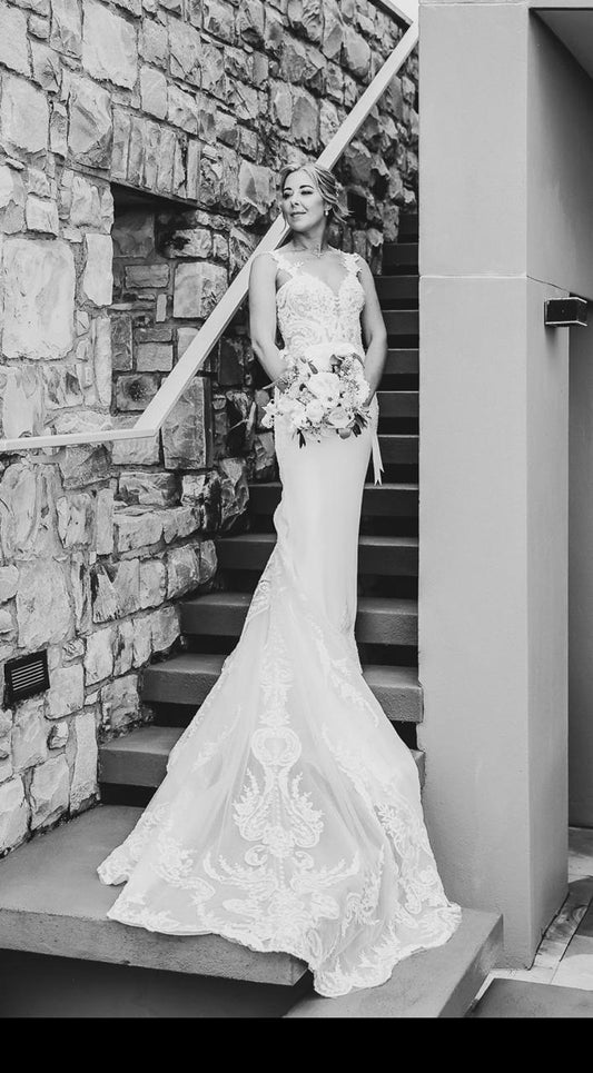 MARTHA. UK8- Preloved Wedding Dress