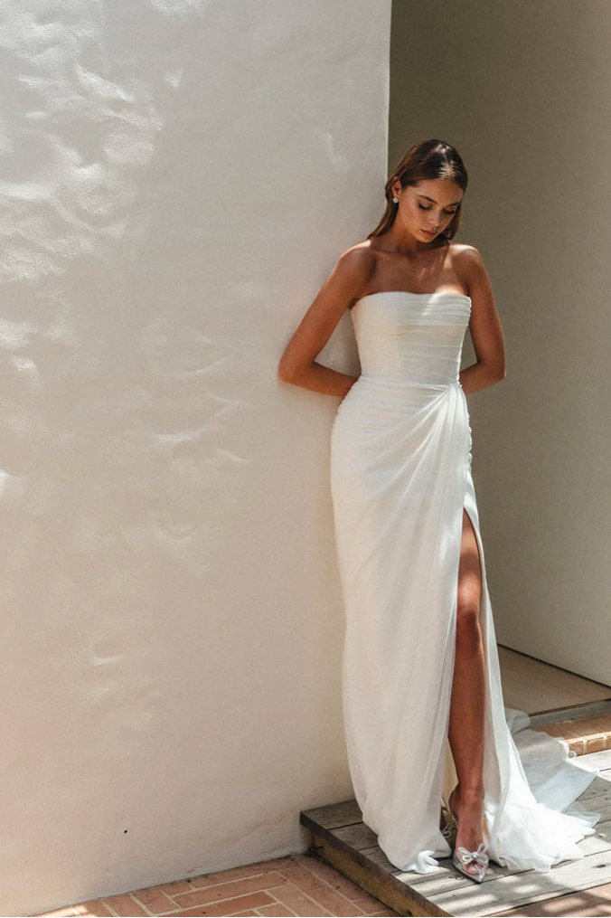 Ixora Wedding Dress by Alena Leena