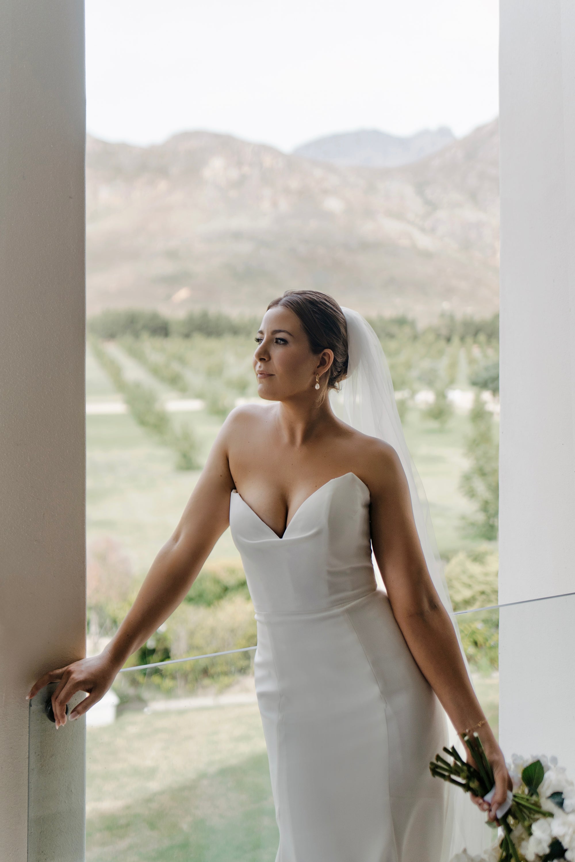 WATSON. UK8- Preloved Wedding Boutique