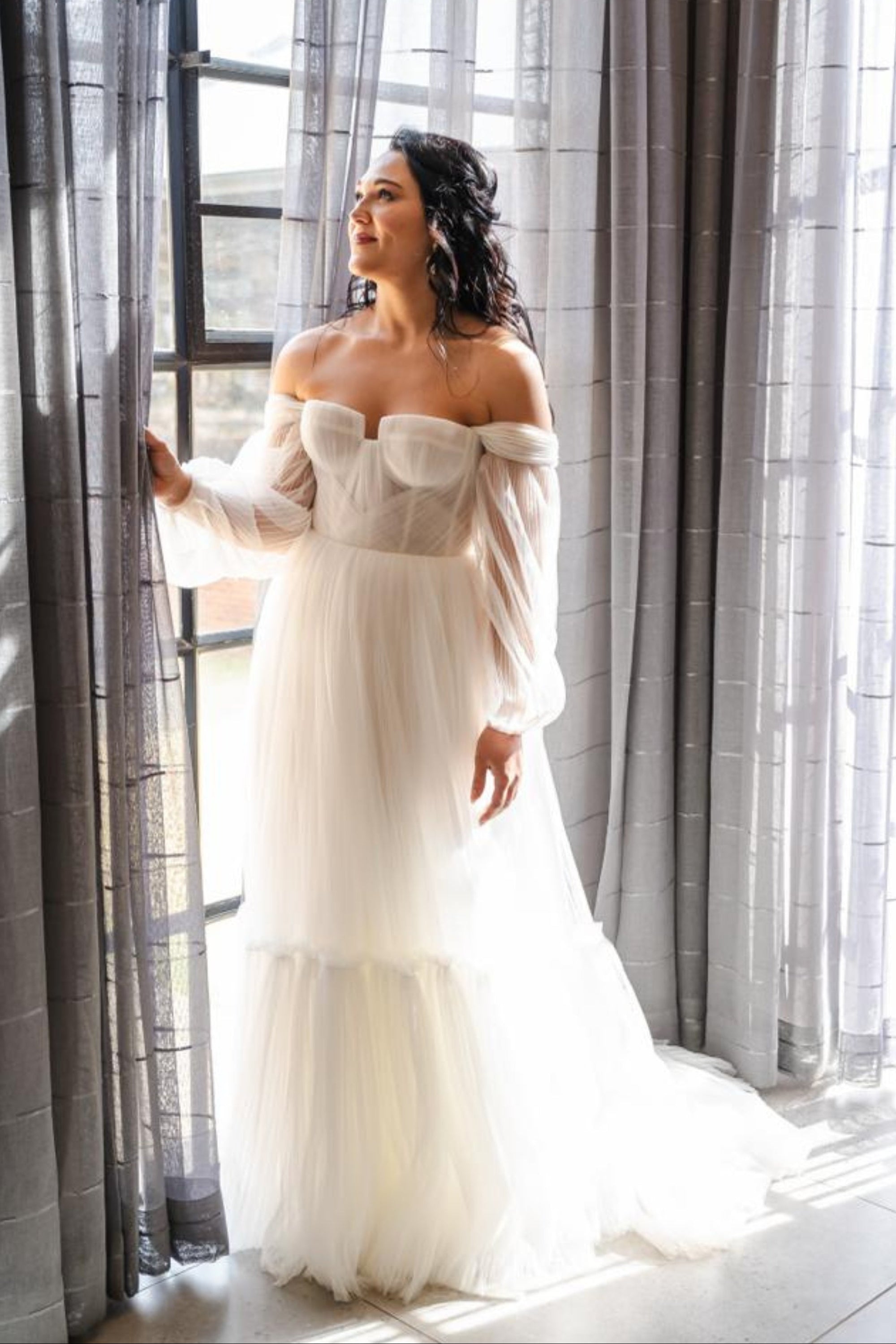 ARMERIA. UK10 - Preloved Wedding Dress