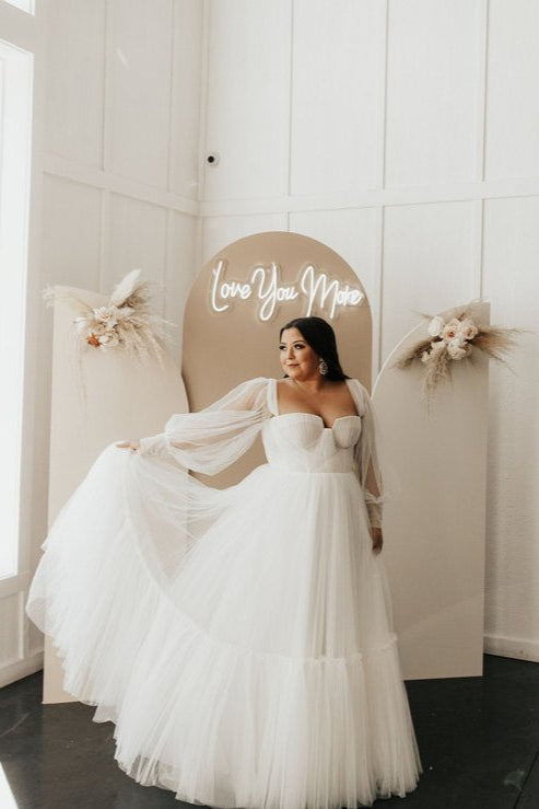 Armeria Wedding Dress by Alena Leena