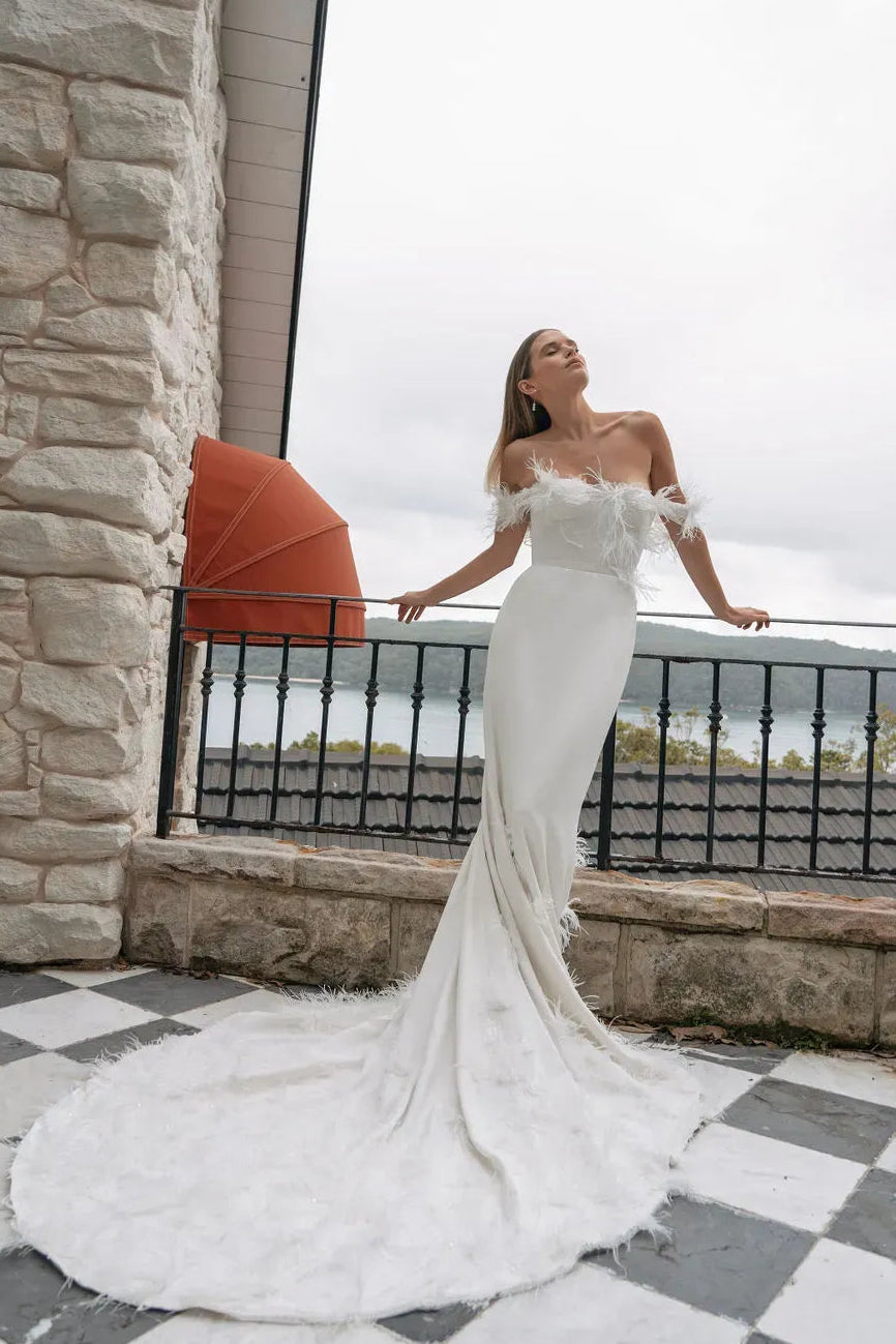 BANKSIA. UK8- Preloved Wedding Dress