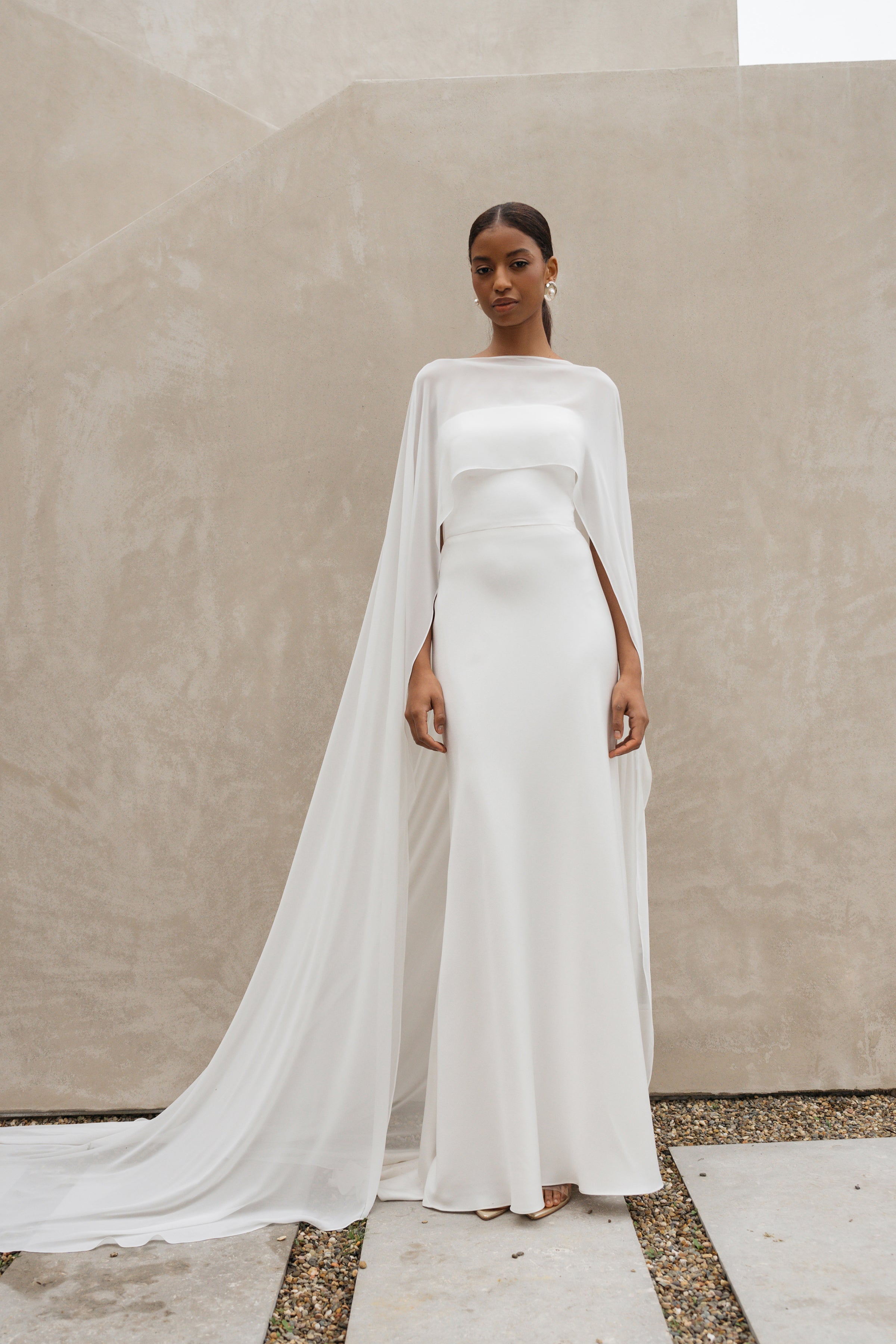 Veils & Accessories – Wedding Boutique