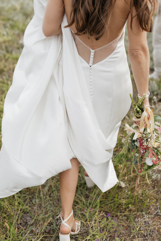 HARLYN. UK6- Preloved Wedding Dress