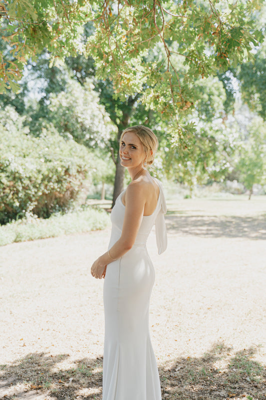 BT19-6. UK10- Preloved Wedding Dress