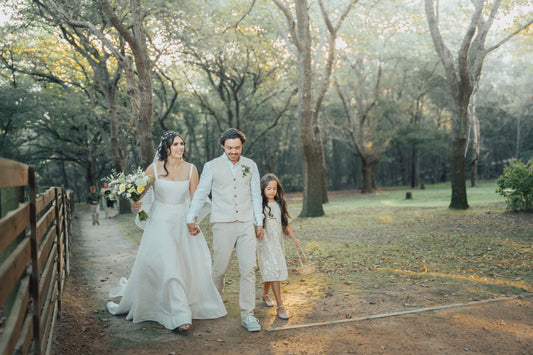 CATTLEYA. UK12 - Preloved Wedding Dress