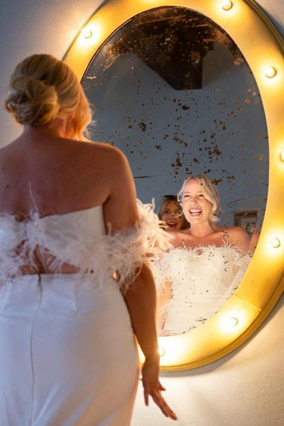 BANKSIA. UK10 - Preloved Wedding Dress