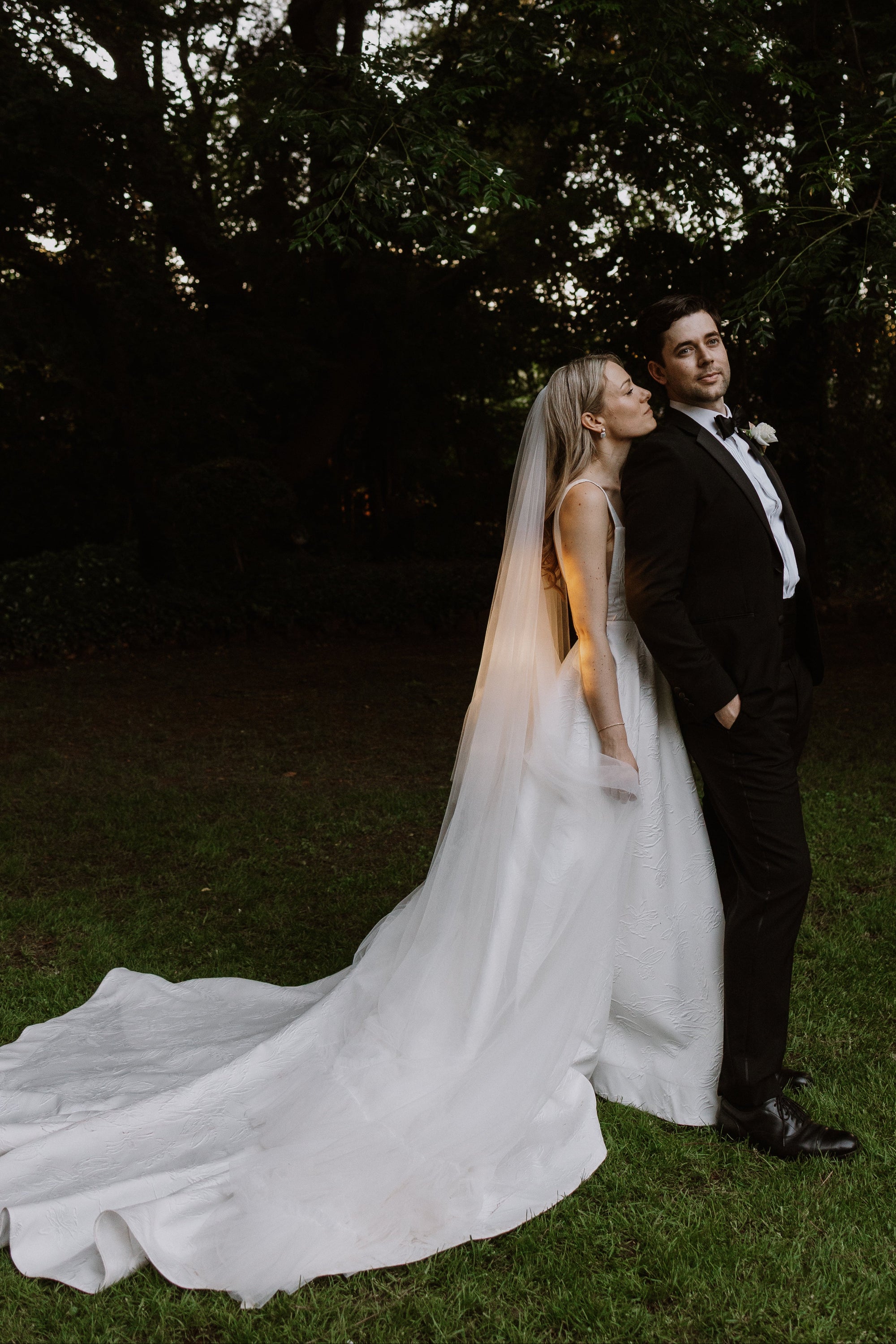 CATTLEYA. UK8- Preloved Wedding Dress