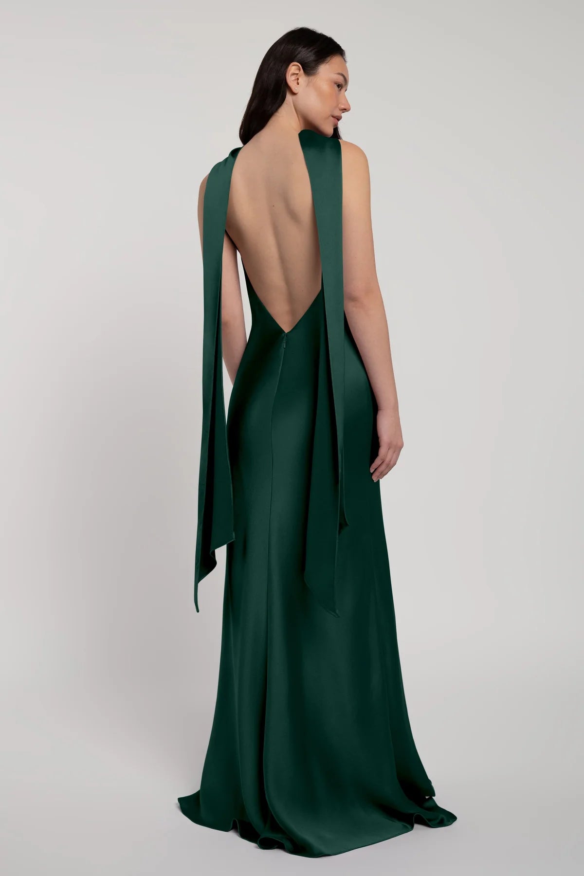 Luna in Emerald