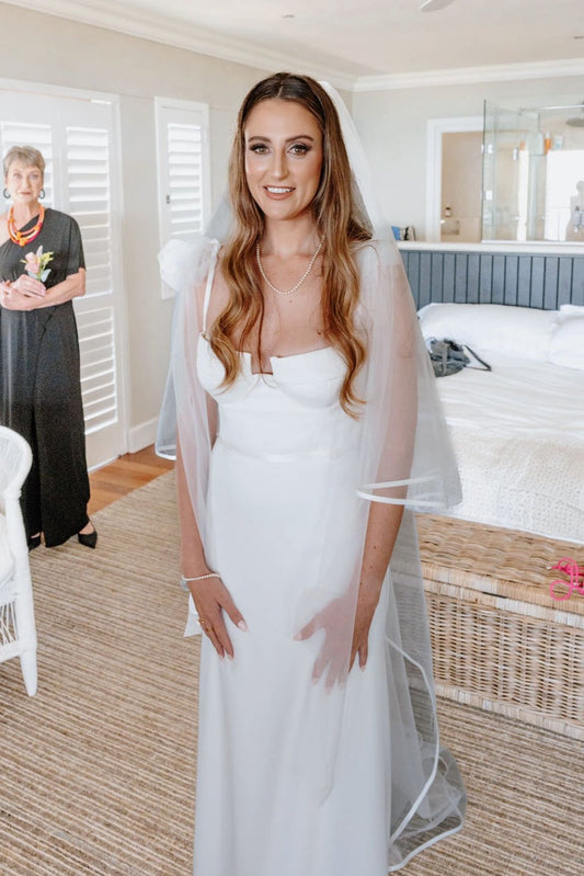 MONSTERA. UK12- Preloved Wedding Dress