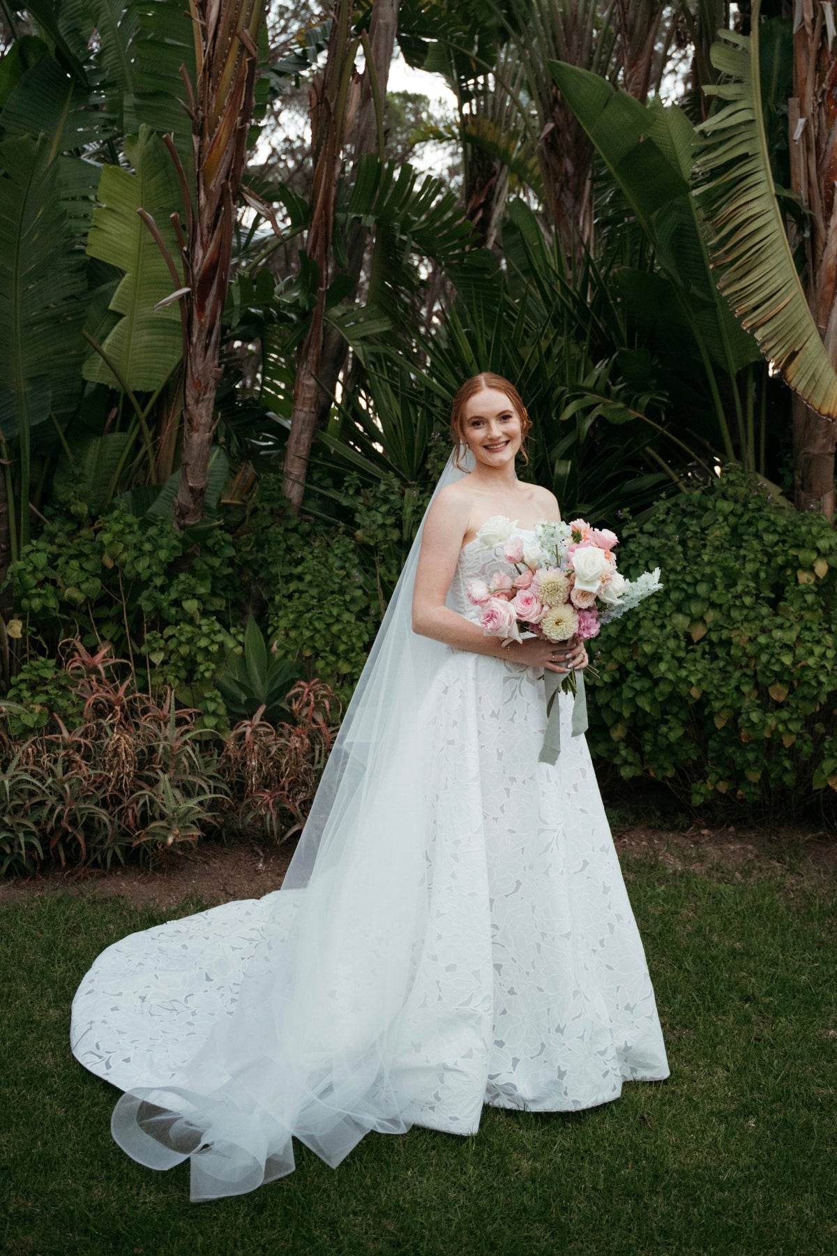 BRODY. UK10 - Preloved Wedding Dress