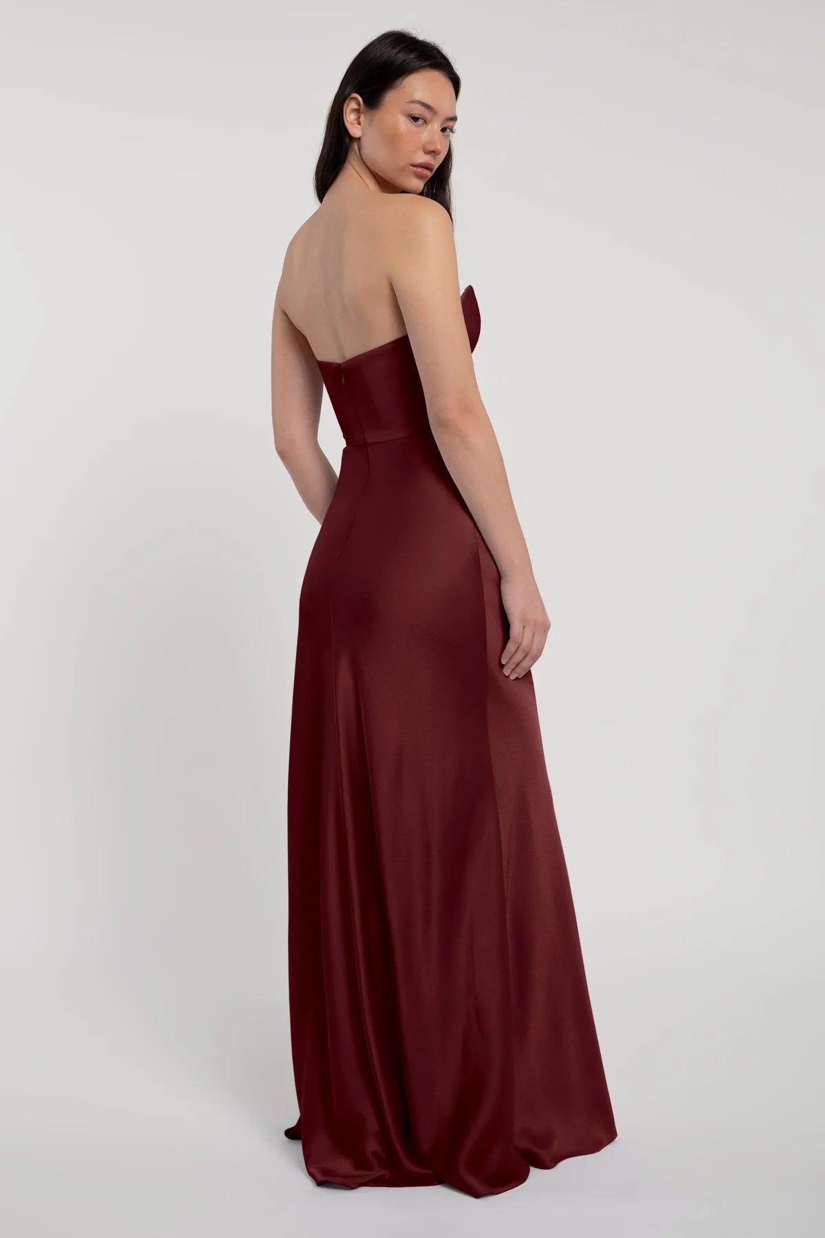 Rosa in Dark Berry