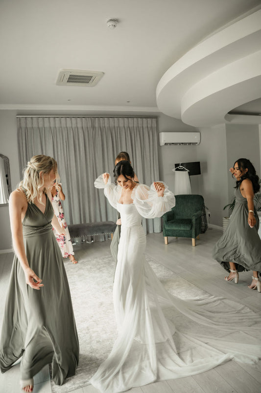 IXORA. UK8/10- Preloved Wedding Dress