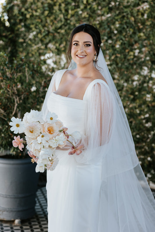 IXORA. UK16- Preloved Wedding Dress