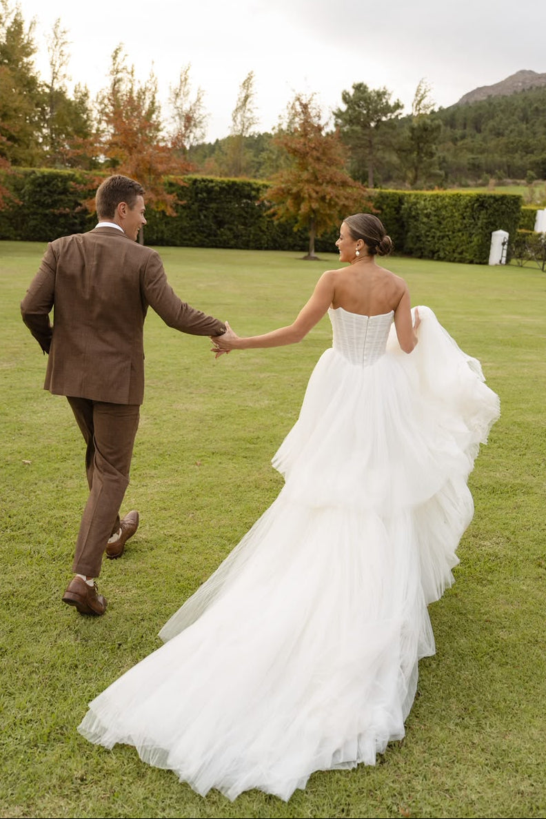 NEEM. UK6- Preloved Wedding Dress