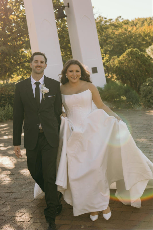 DAHLIA. UK14- Preloved Wedding Dress