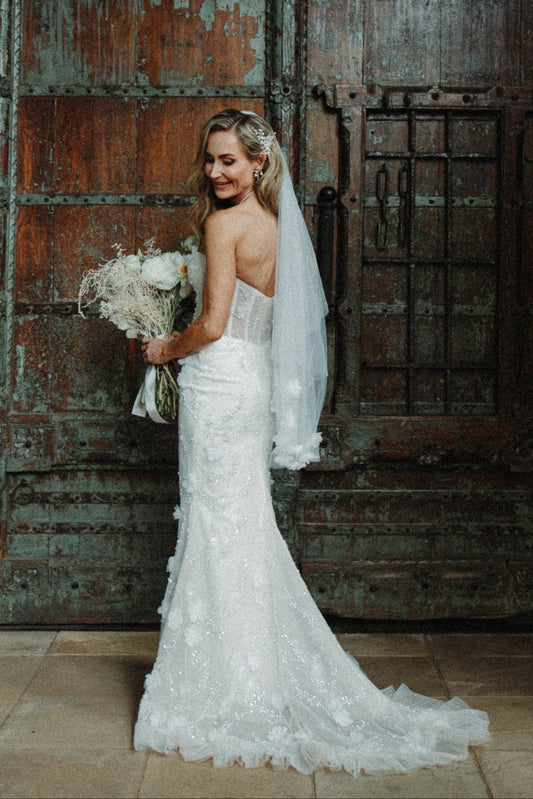 COSMOS. UK10- Preloved Wedding Dress