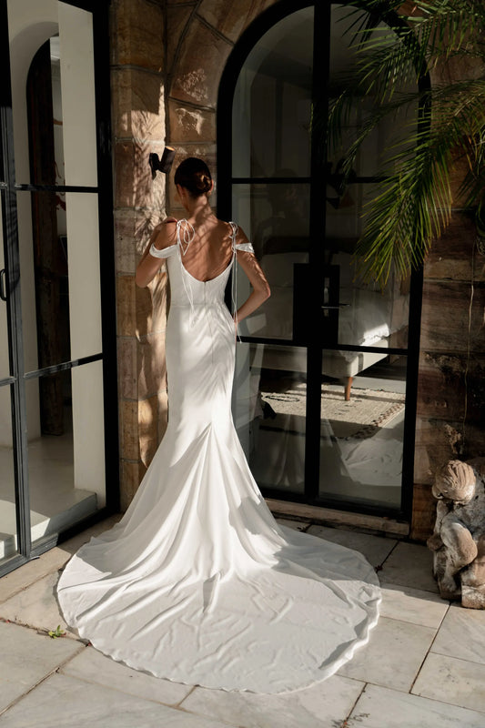 Agapanthus Wedding Dress by Alena Leena
