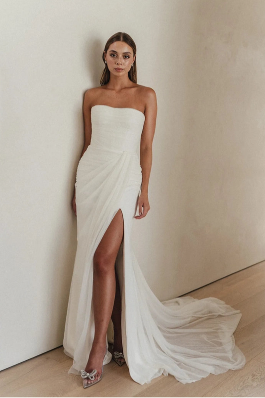 Ixora Wedding Dress by Alena Leena