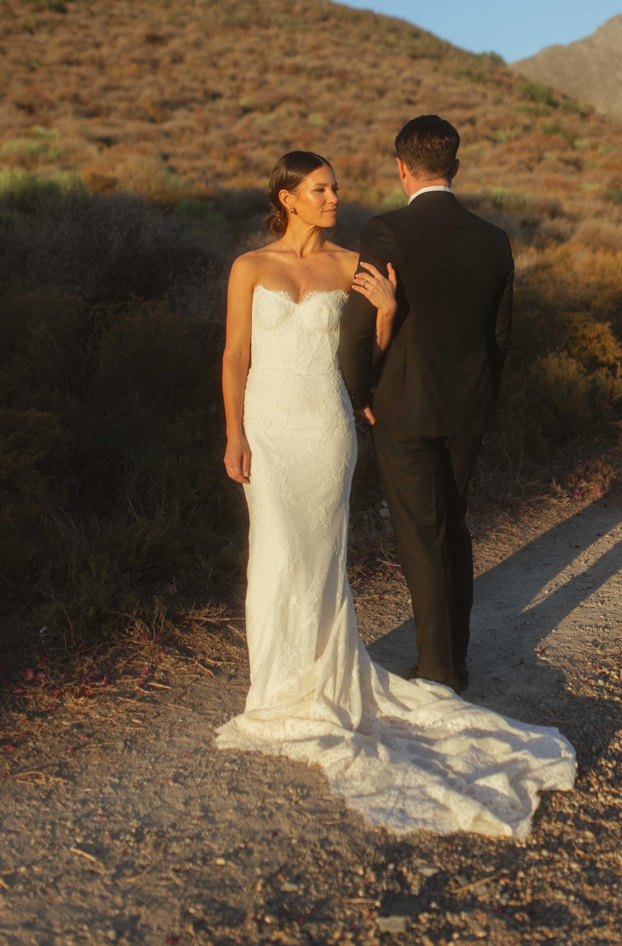 ORLAYA. UK8- Preloved Wedding Dress