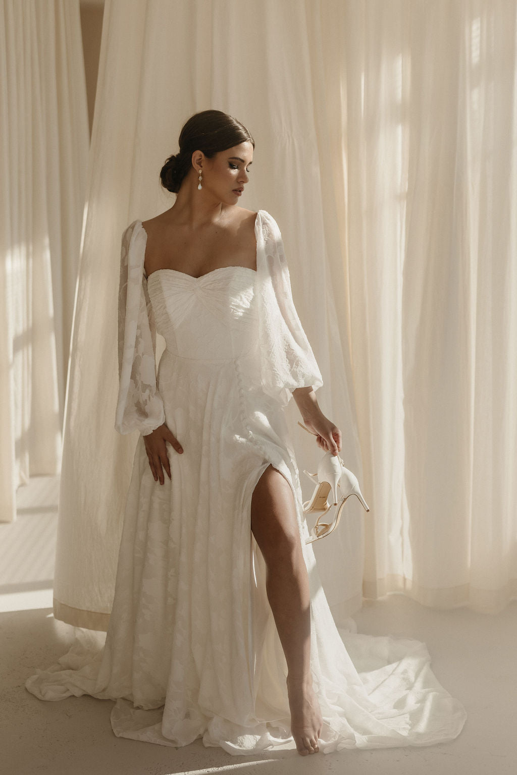 ML2457 - Wedding Boutique 