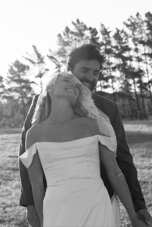 VIVIANA. UK8- Preloved Wedding Dress